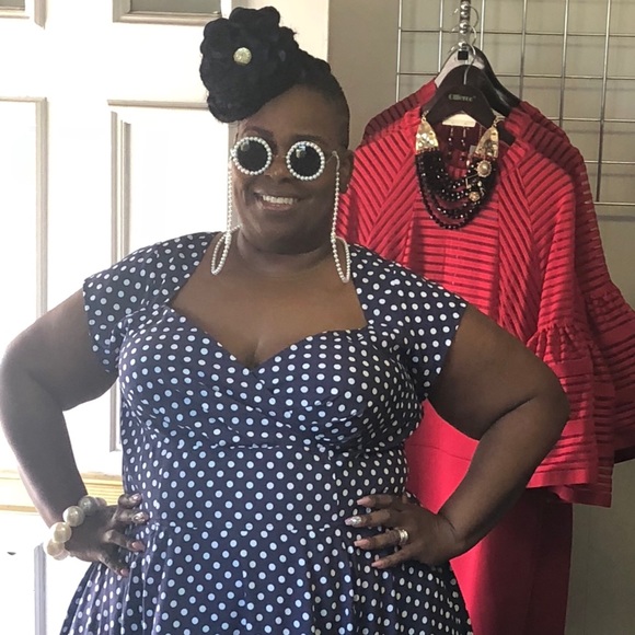 Sunglasses - Picture 2 of 2